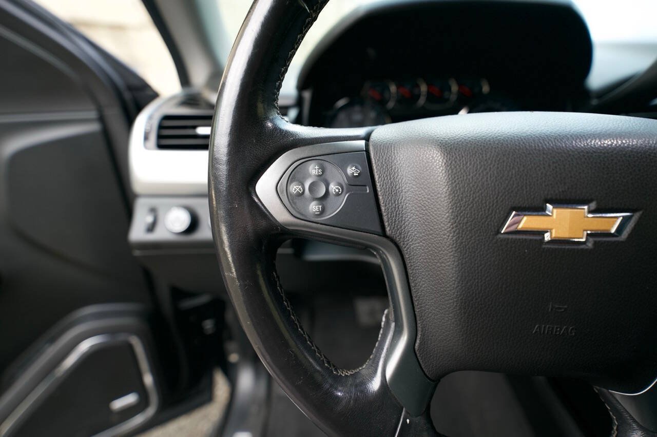 Used 2019 Chevrolet Tahoe LT AWD/4WD image 43