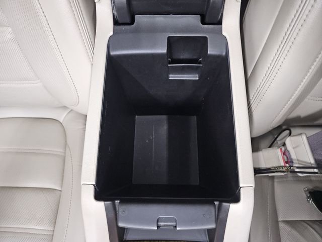 Used 2018 GMC Acadia Denali w/ Technology Package AWD/4WD image 25