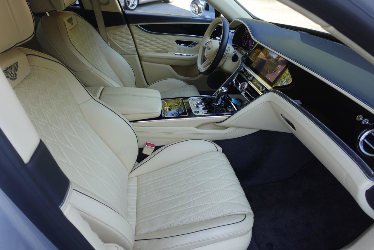 Used 2022 Bentley Flying Spur V8 AWD/4WD image 24