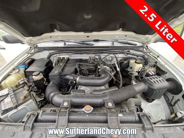 Used 2013 Nissan Frontier S image 24