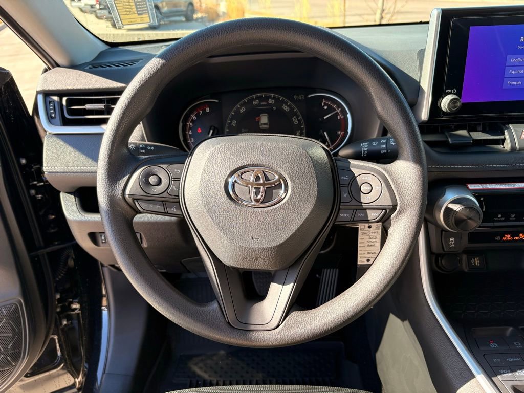 Used 2025 Toyota RAV4 LE image 19