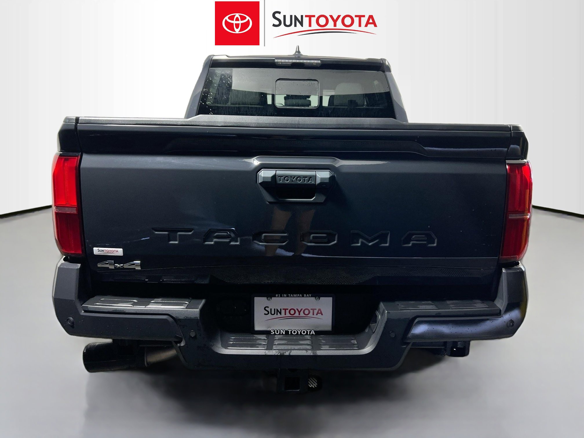 Used 2024 Toyota Tacoma SR5 w/ SR5 Upgrade Package image 5