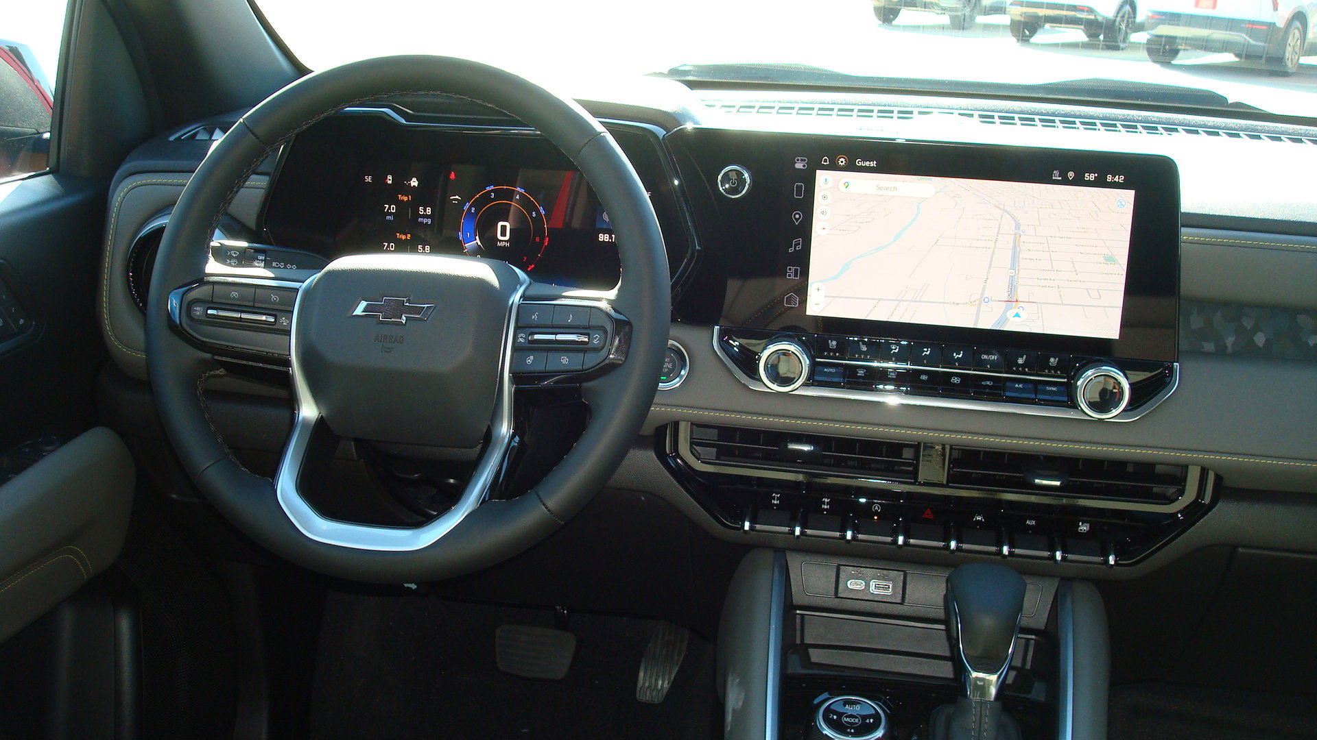 New 2026 Chevrolet Colorado ZR2 w/ Technology Package image 10