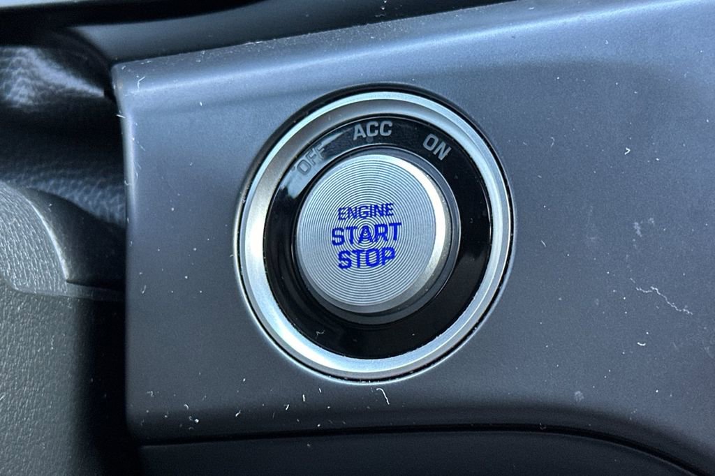 Used 2018 Hyundai Sonata Limited image 19