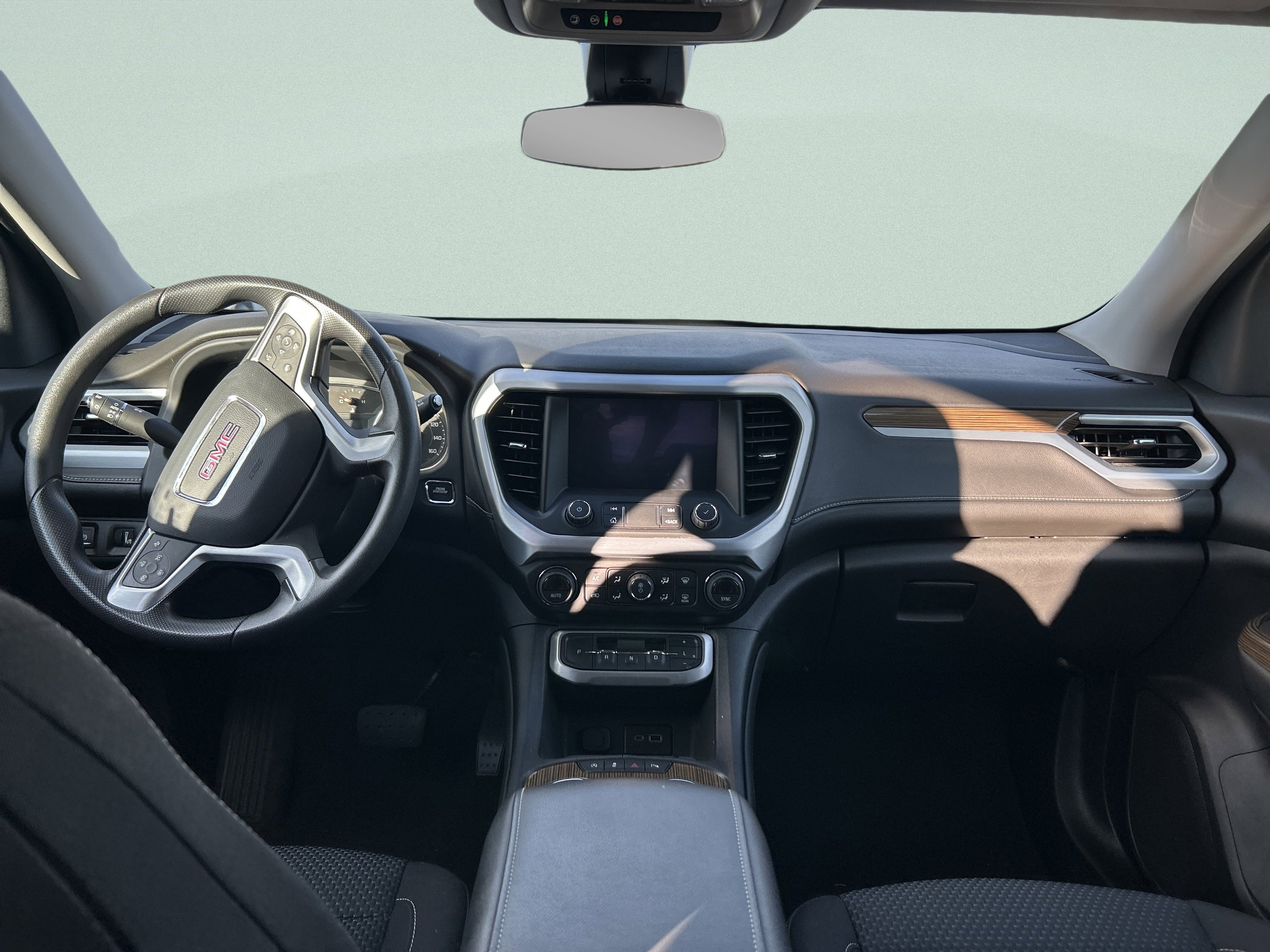 Used 2023 GMC Acadia SLE w/ Driver Convenience Package image 39