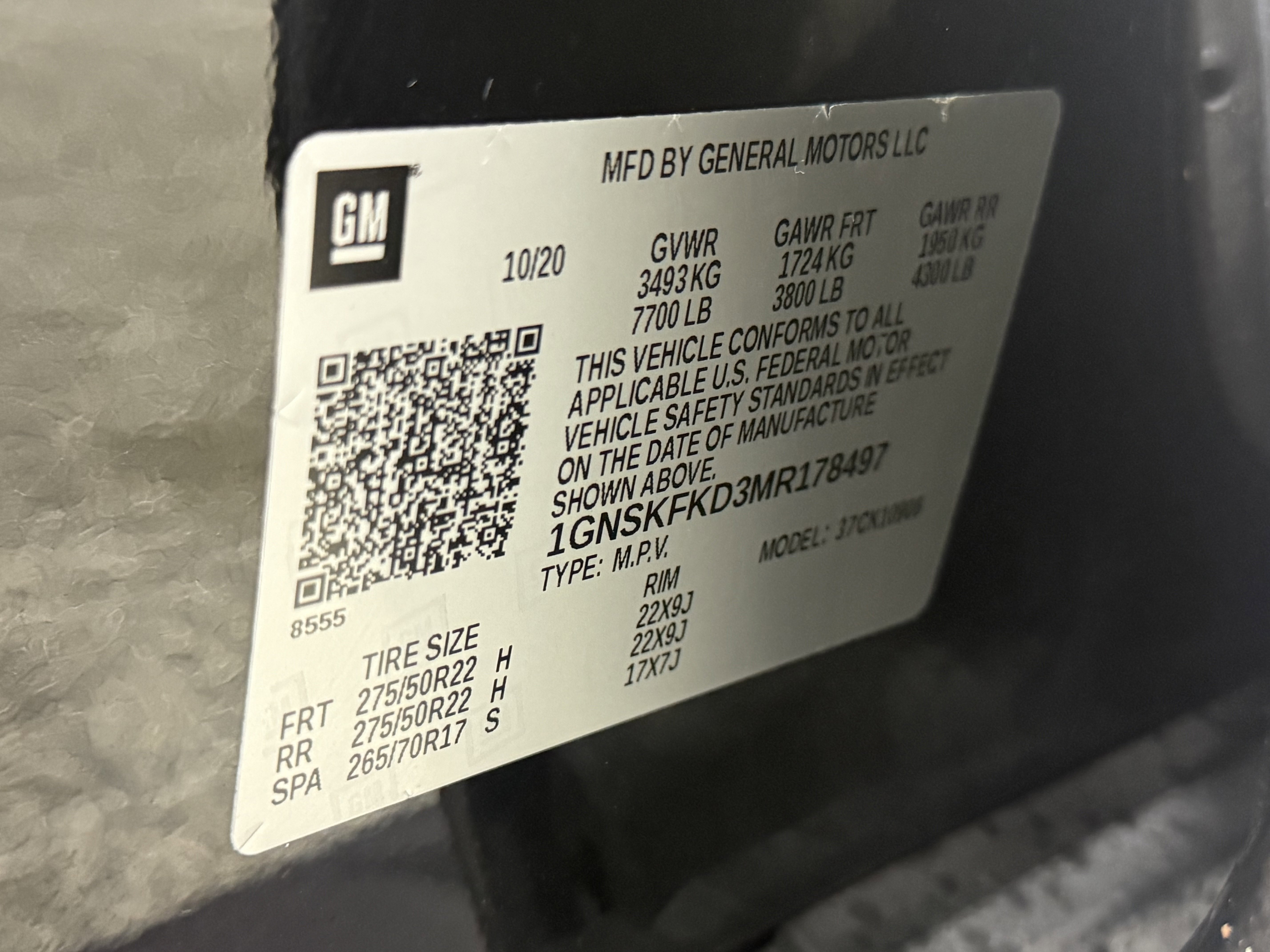 Used 2021 Chevrolet Suburban Premier w/ Premium Package image 29