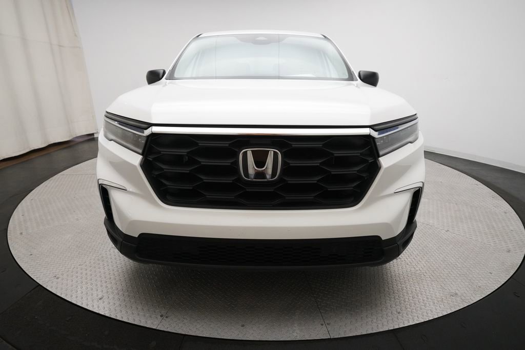 Certified 2023 Honda Pilot LX image 11