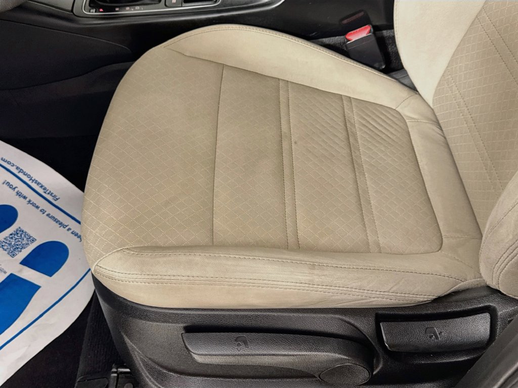 Used 2017 Kia Sorento AWD image 20