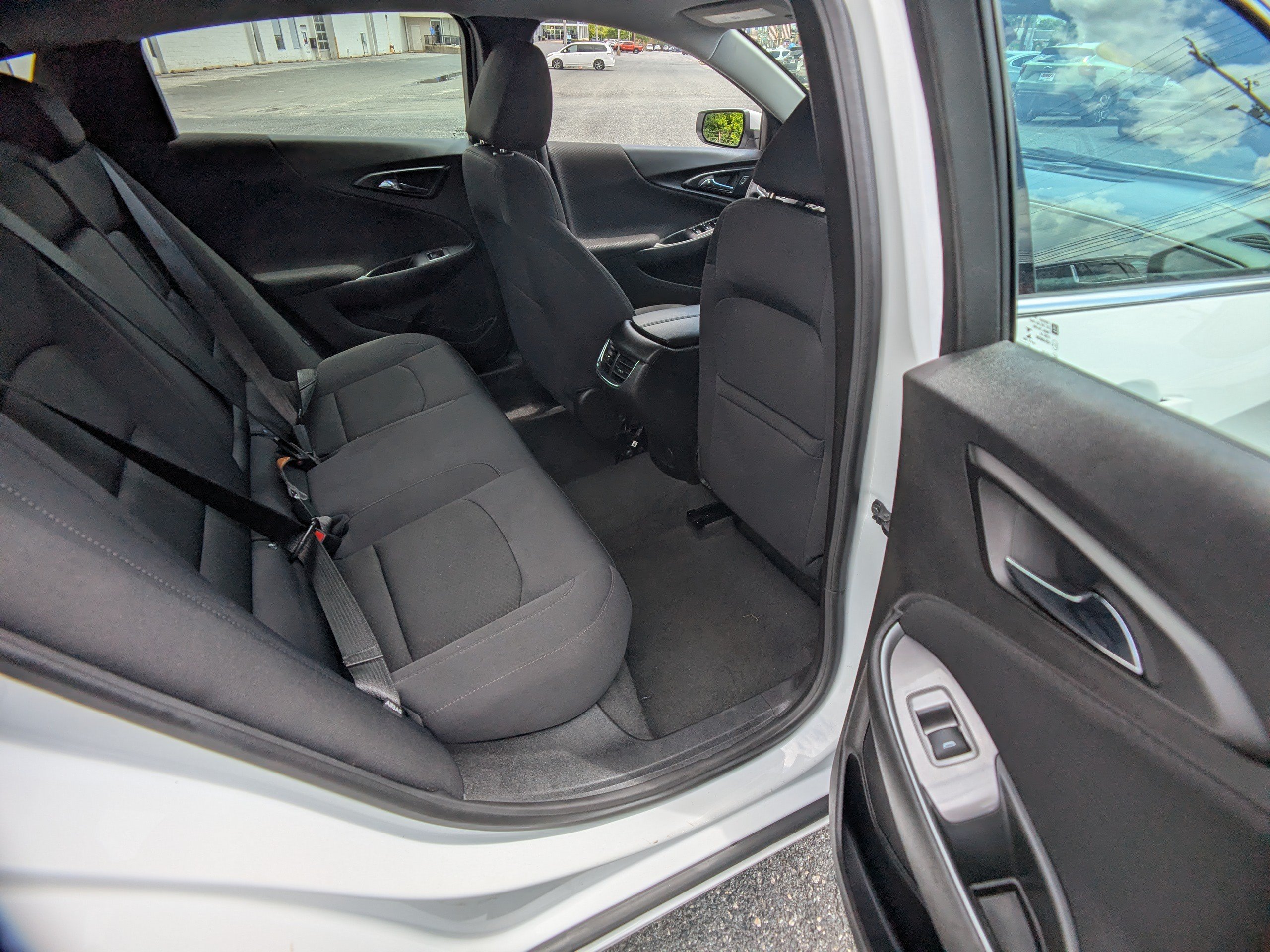 Used 2024 Chevrolet Malibu LT FWD image 13