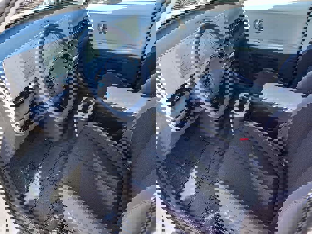 Used 2024 Hyundai Ioniq 5 SE image 16