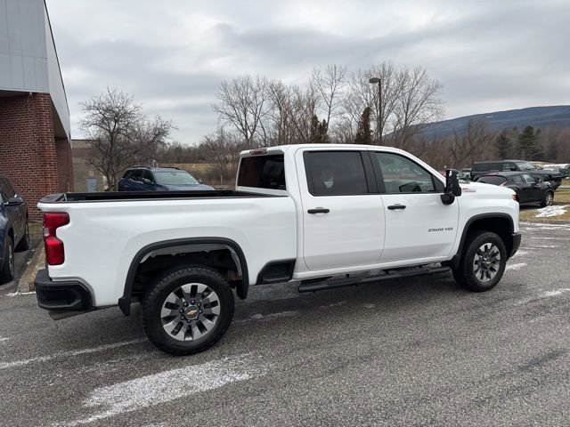 Used 2025 Chevrolet Silverado 2500 Custom w/ Custom Value Package image 10