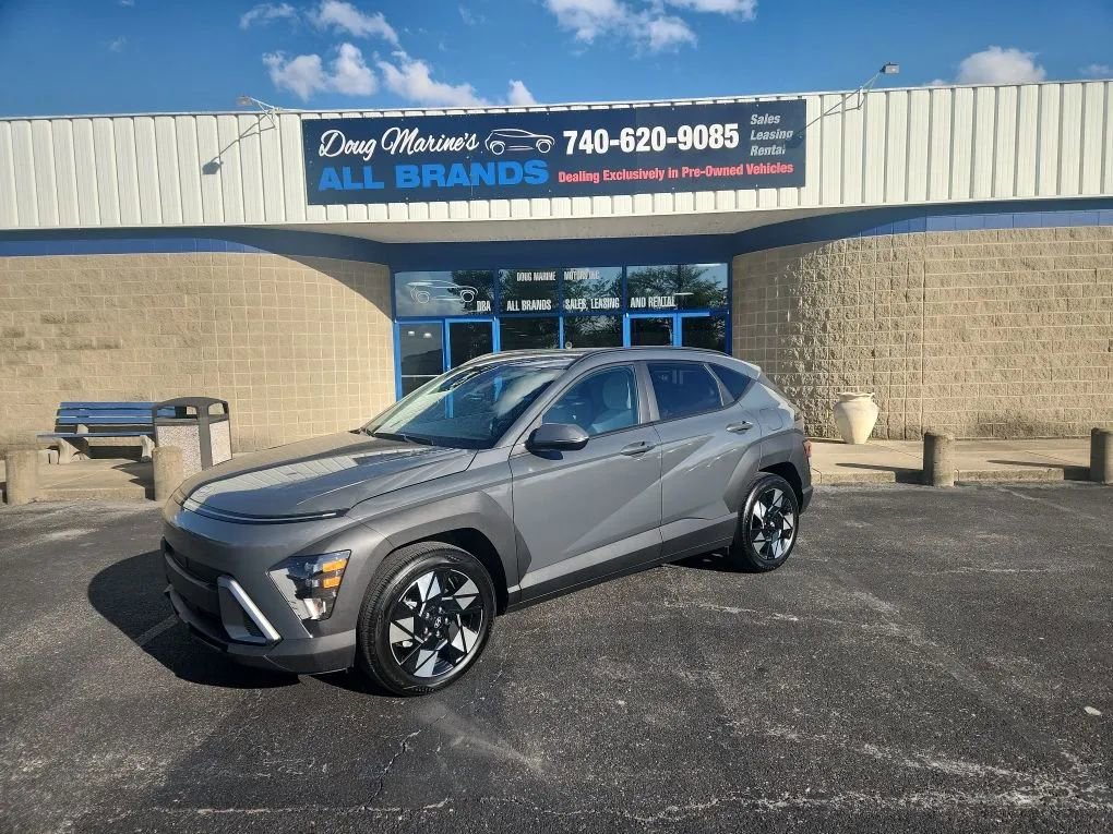 Used 2025 Hyundai Kona SEL image 1