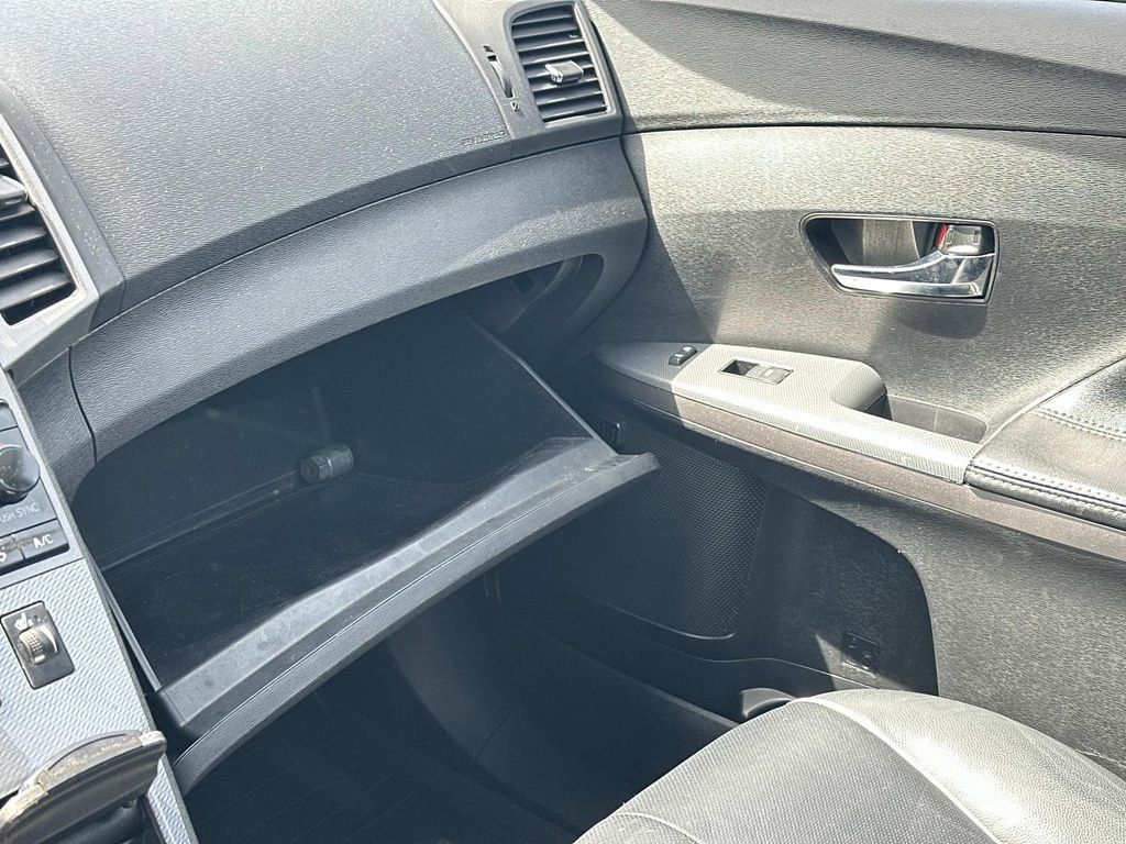 Used 2015 Toyota Venza Limited AWD/4WD image 34