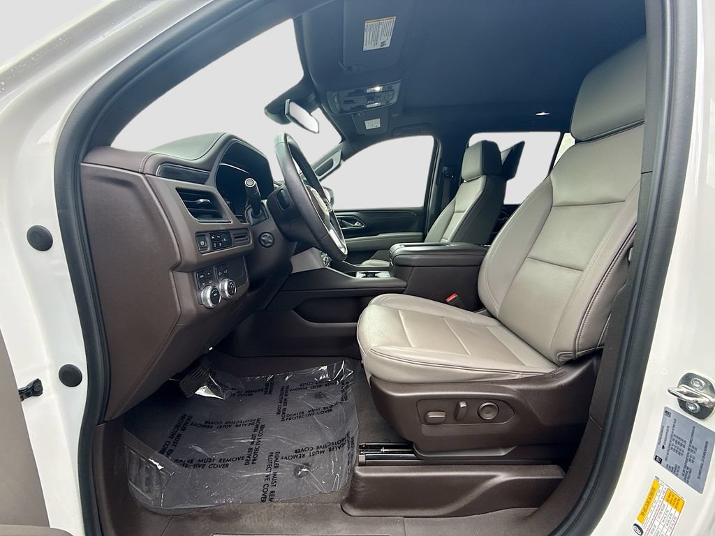 Used 2023 GMC Yukon SLT w/ SLT Premium Package AWD/4WD image 27