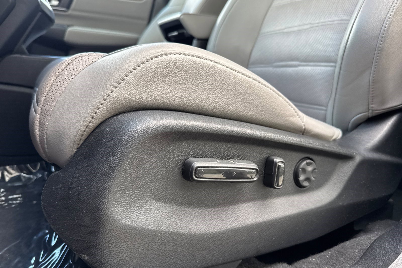 Used 2021 Honda CR-V EX-L image 15