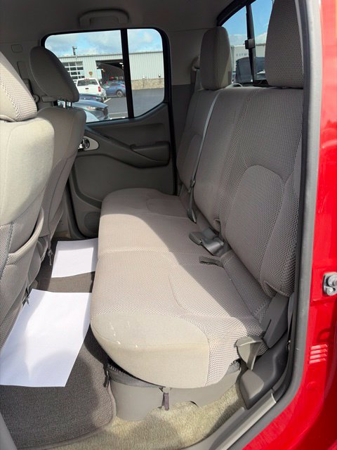 Used 2016 Nissan Frontier SV AWD/4WD image 17