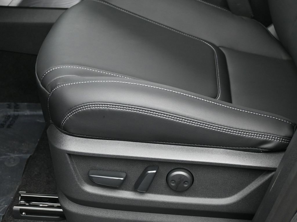 New 2026 INFINITI QX80 Pure image 18