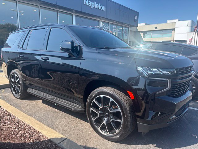 Used 2024 Chevrolet Tahoe RST w/ Luxury Package AWD/4WD image 18