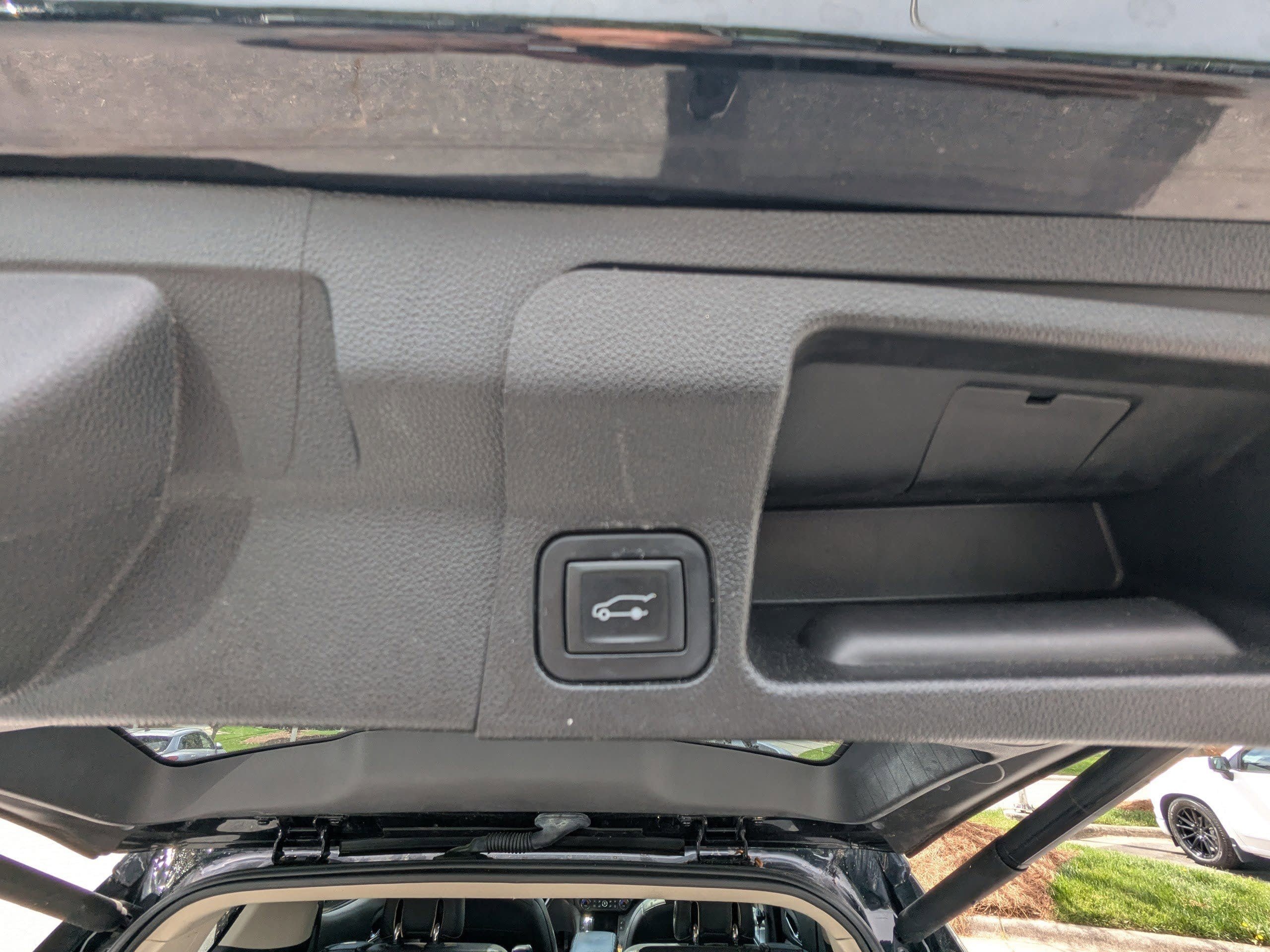 Used 2019 GMC Acadia Denali w/ Technology Package FWD image 20