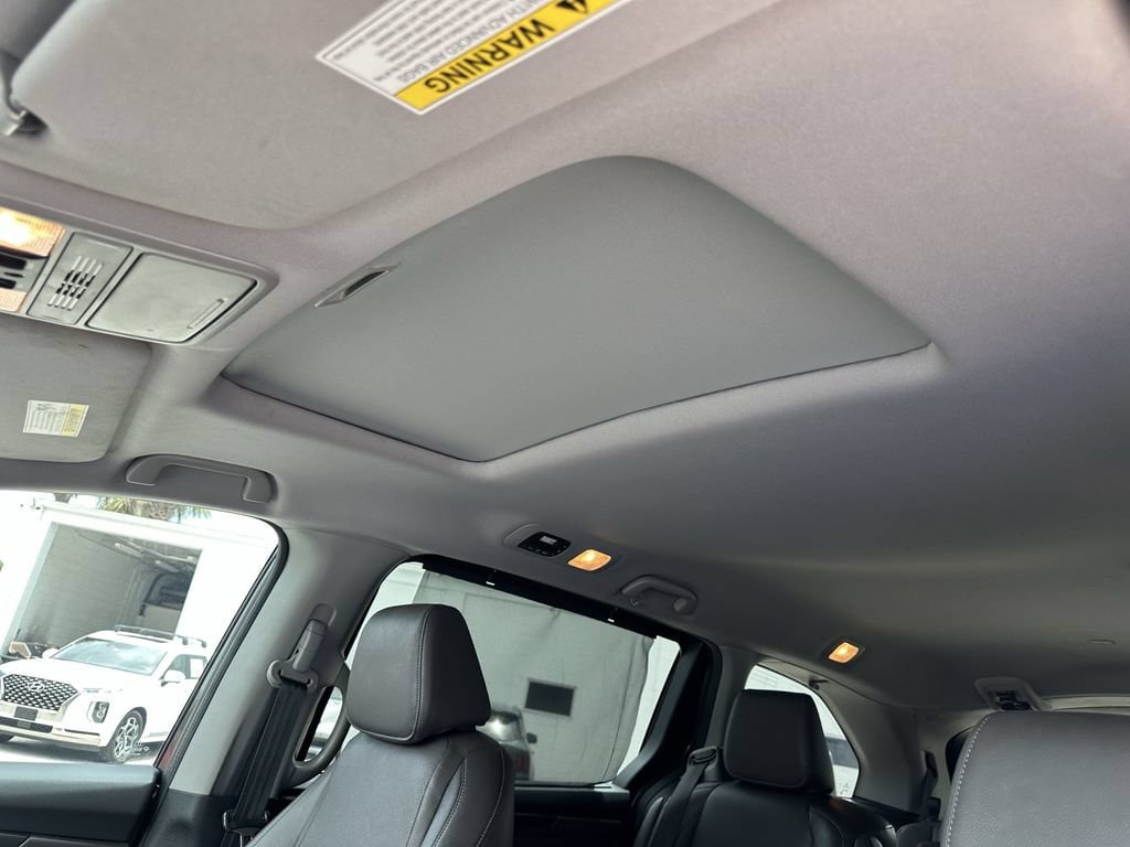 Used 2022 Honda Odyssey EX-L image 24