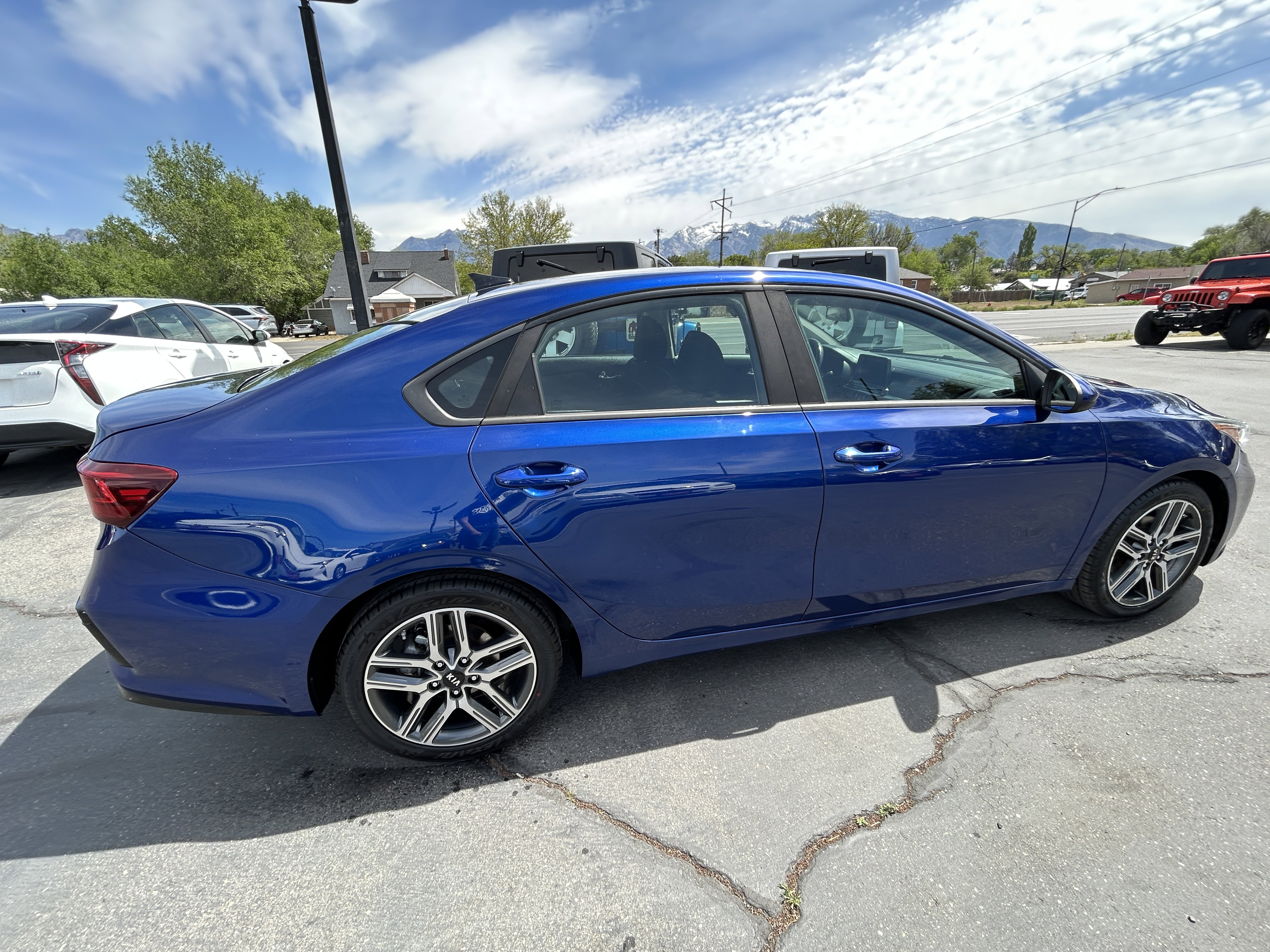 Used 2019 Kia Forte S w/ S Premium Package FWD image 5
