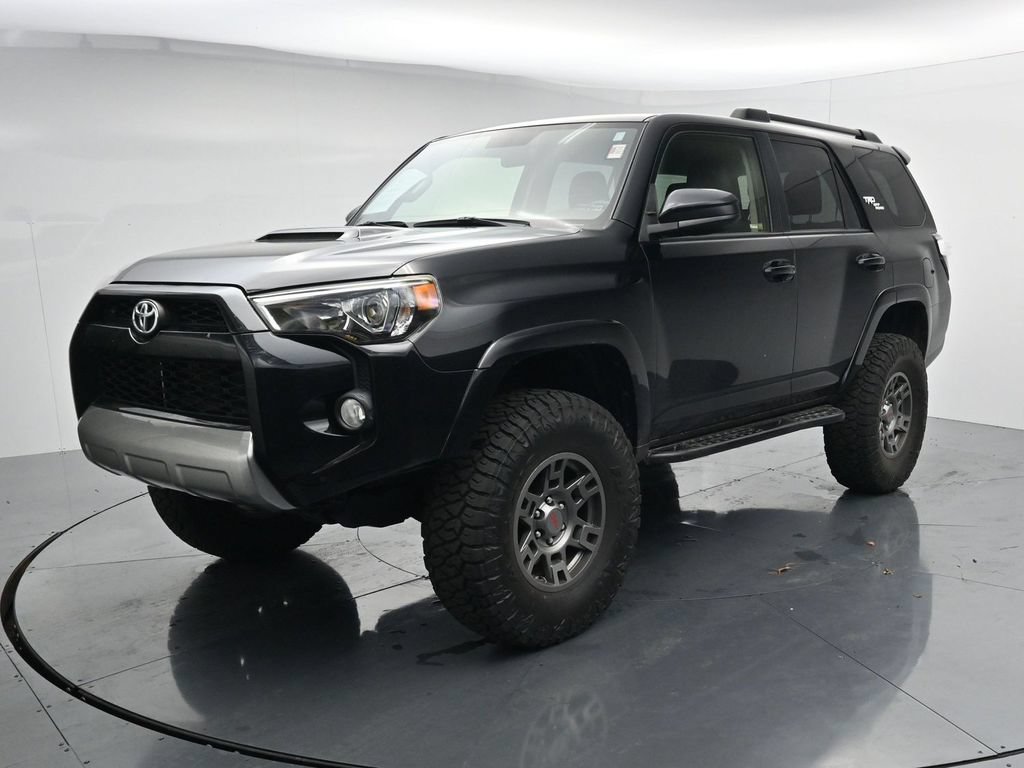 Used 2019 Toyota 4Runner TRD Off-Road AWD/4WD image 4