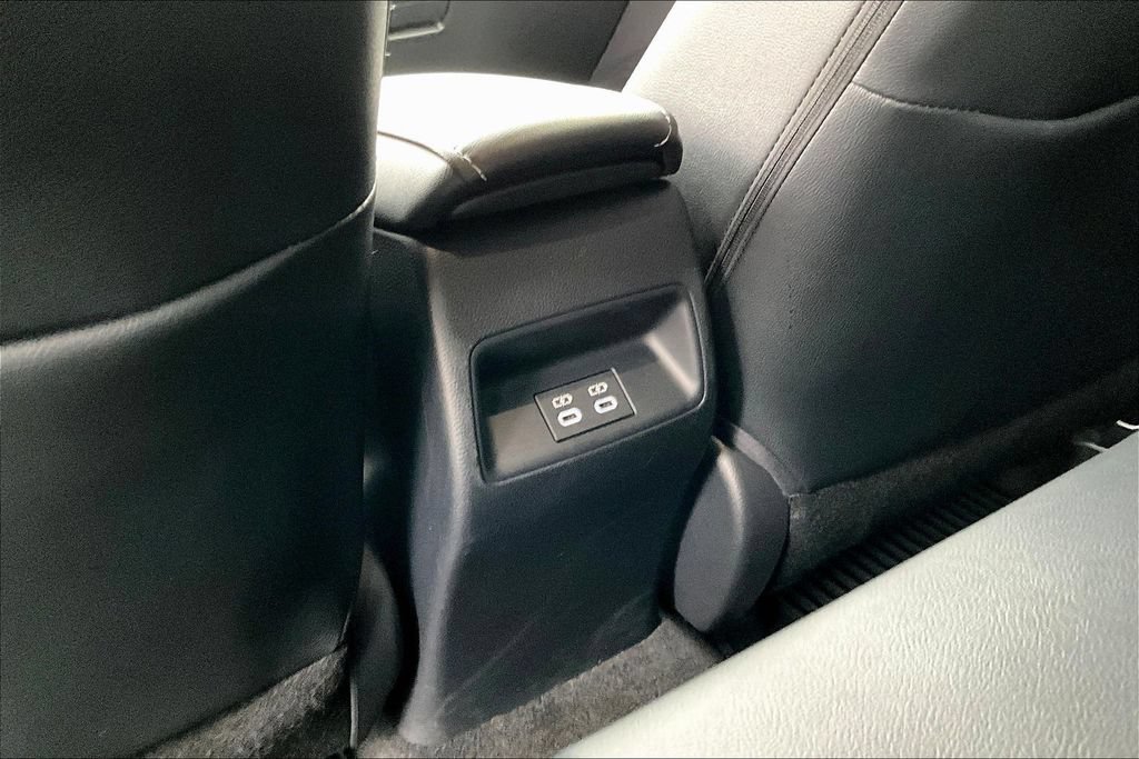 Used 2026 Toyota Corolla XSE FWD image 8