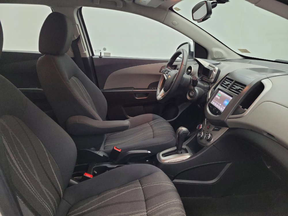 Used 2016 Chevrolet Sonic LT FWD image 21