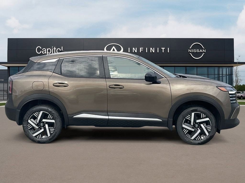 New 2026 Nissan Kicks SV image 3