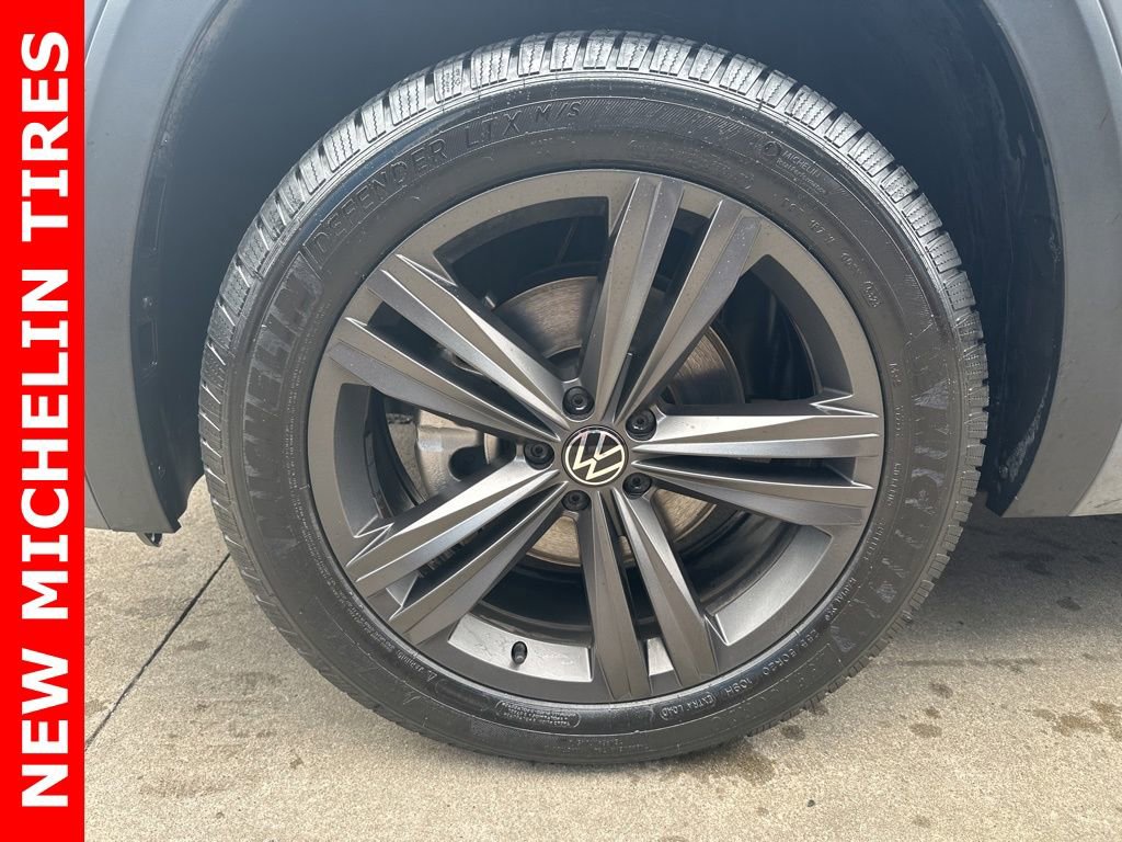 Used 2021 Volkswagen Atlas Cross Sport SE image 6