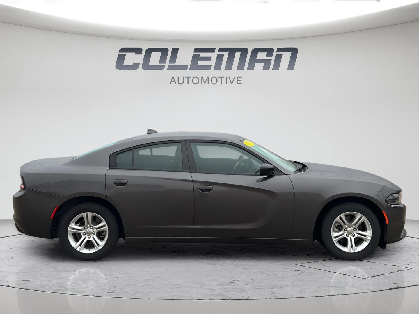Used 2023 Dodge Charger SXT image 6