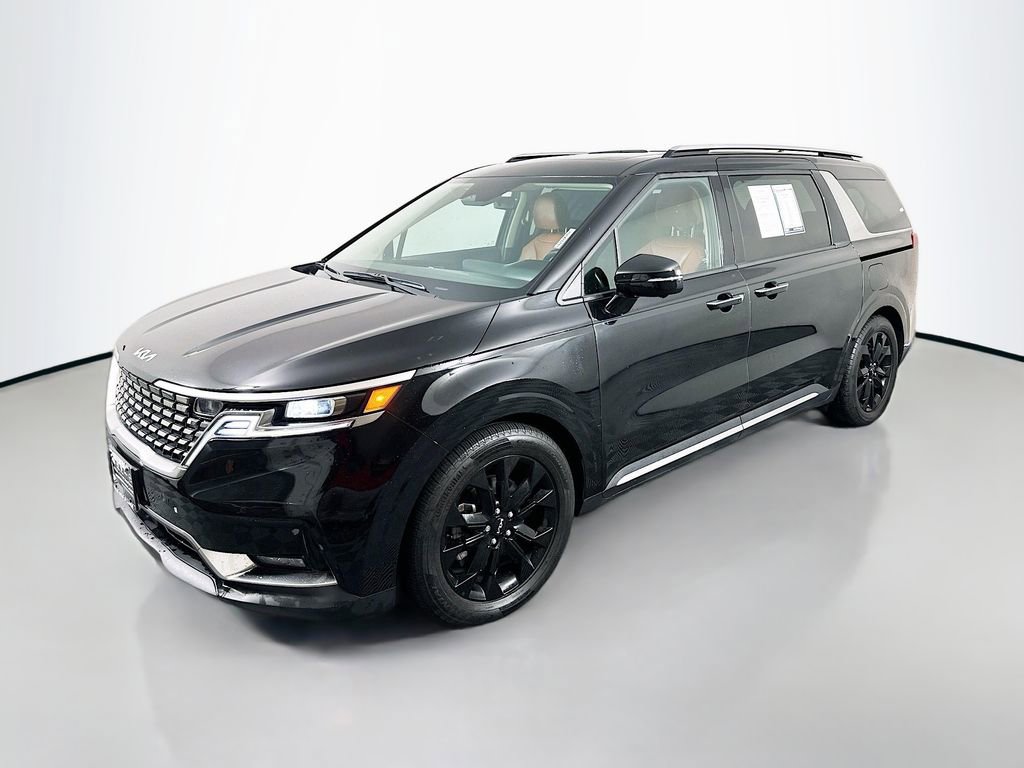 Used 2023 Kia Carnival SX Prestige image 3