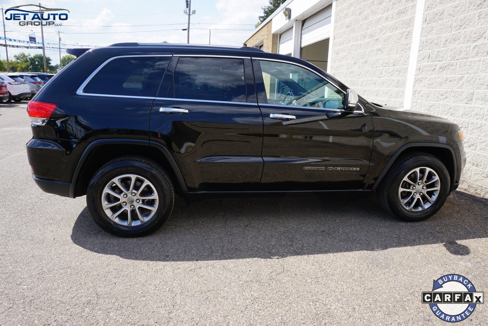 Used 2018 Jeep Grand Cherokee Limited image 12