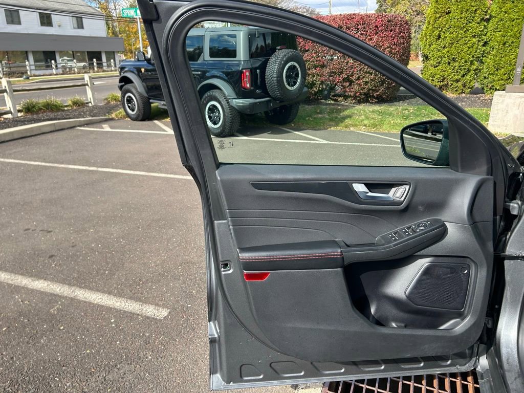 Certified 2023 Ford Escape ST-Line w/ Tech Pack #1 image 11