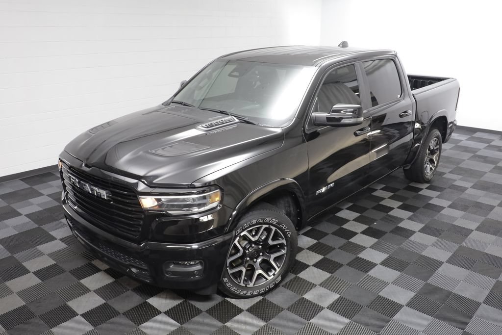 Used 2025 RAM 1500 Laramie w/ Sport Appearance Package AWD/4WD image 2