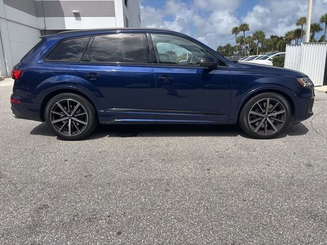 Used 2020 Audi SQ7 Prestige w/ Prestige Package image 2