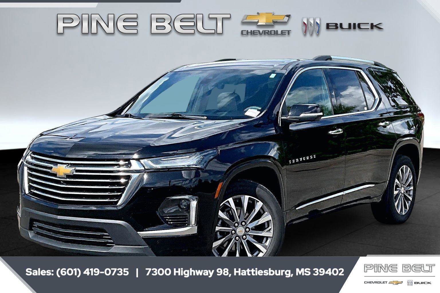 Used 2022 Chevrolet Traverse Premier FWD image 10