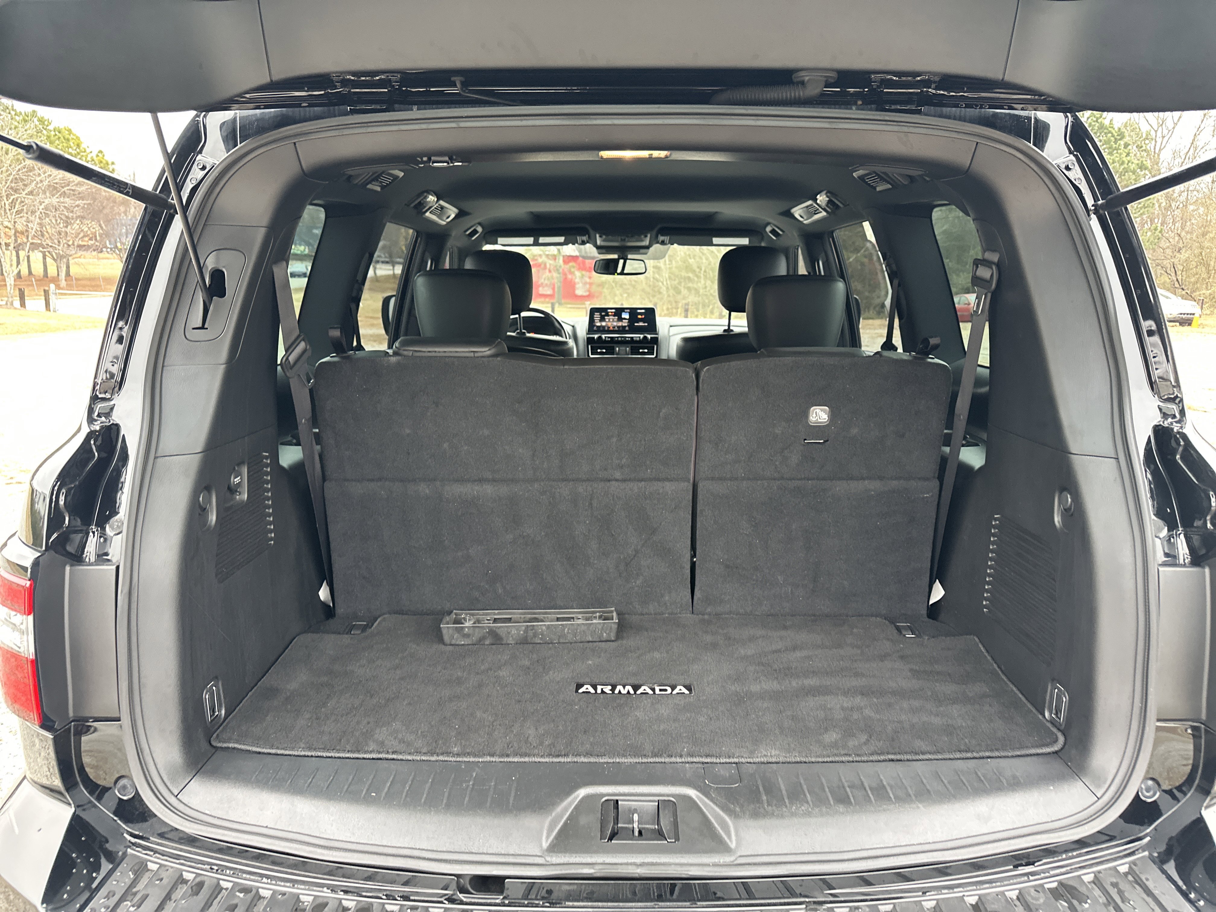Used 2022 Nissan Armada SL w/ Midnight Edition Package image 18