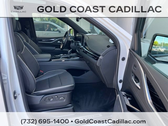 Certified 2023 Cadillac Escalade Sport w/ LPO, ONYX Package AWD/4WD image 7
