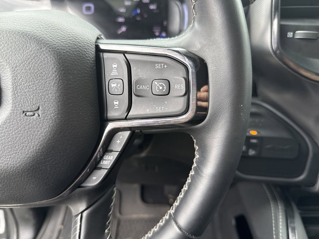 Used 2024 RAM 2500 Limited AWD/4WD image 12