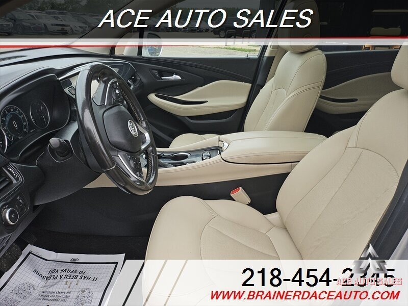 Used 2018 Buick Envision Premium w/ LPO, Road Trip Package AWD/4WD image 7