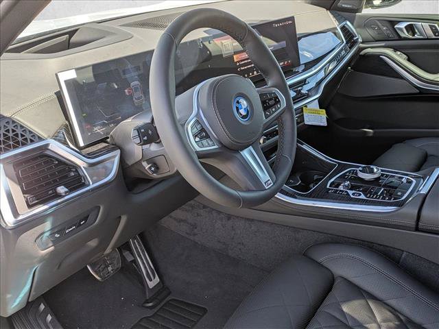 New 2026 BMW X5 xDrive50e w/ Executive Package AWD/4WD image 3