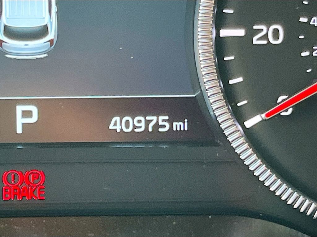 Used 2021 Kia Telluride SX w/ Towing Package image 12