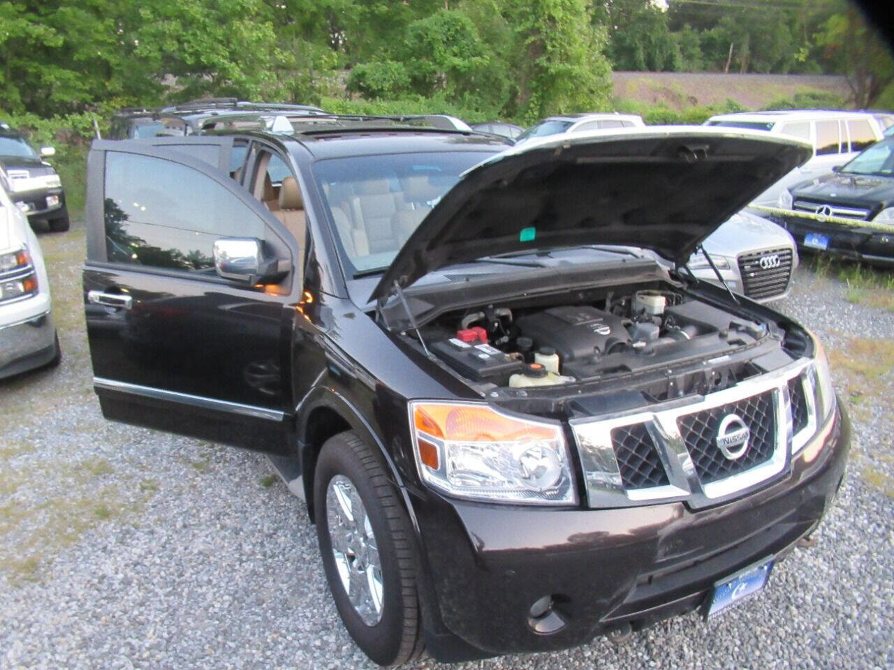Used 2012 Nissan Armada Platinum image 8