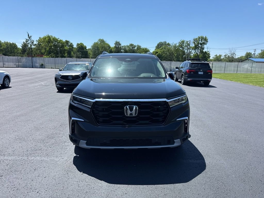 Used 2024 Honda Pilot Elite image 2