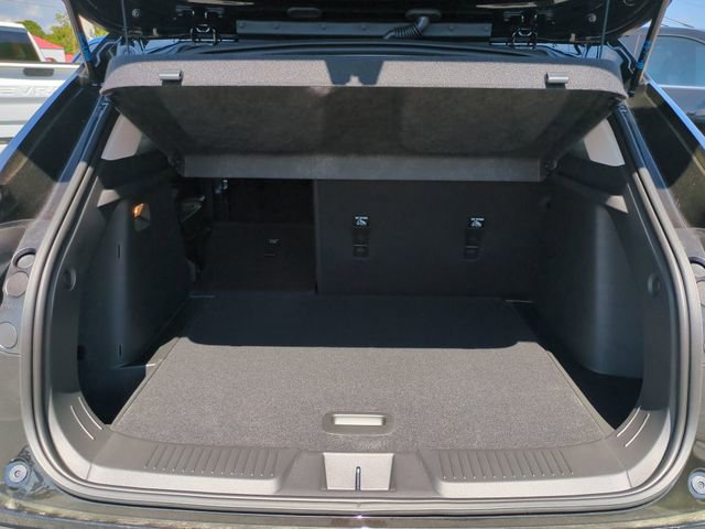 New 2026 Chevrolet Trax LT w/ LT Convenience Package image 12