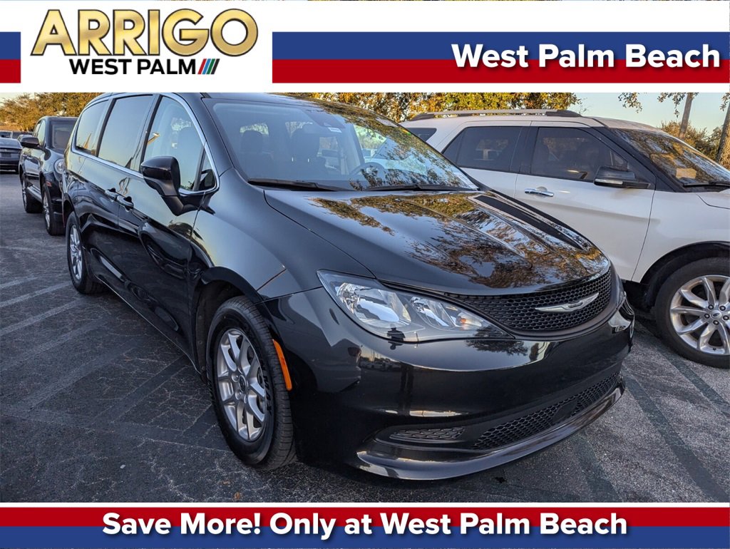 Used 2023 Chrysler Voyager LX