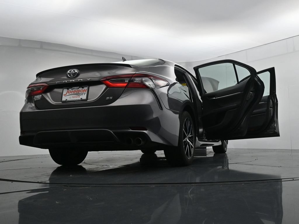 Used 2023 Toyota Camry SE FWD image 44