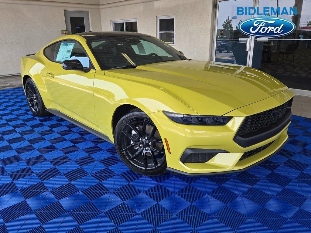 New 2025 Ford Mustang Premium RWD video 1