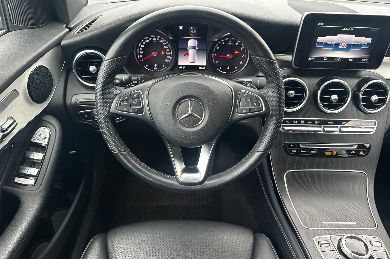 Used 2019 Mercedes-Benz GLC 300 4MATIC image 13